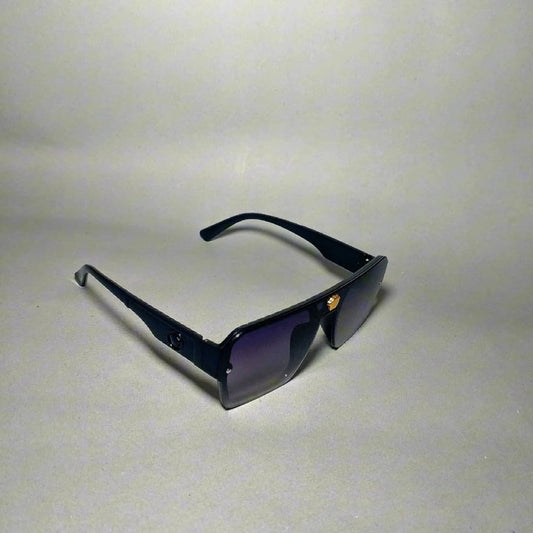 NoirEdge™ – Premium All-Black Sunglasses